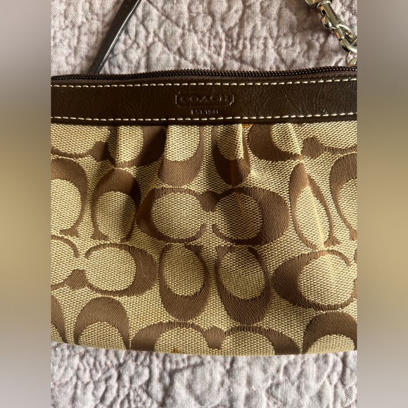 Coach Wristlet EUC - Picture 4 of 5